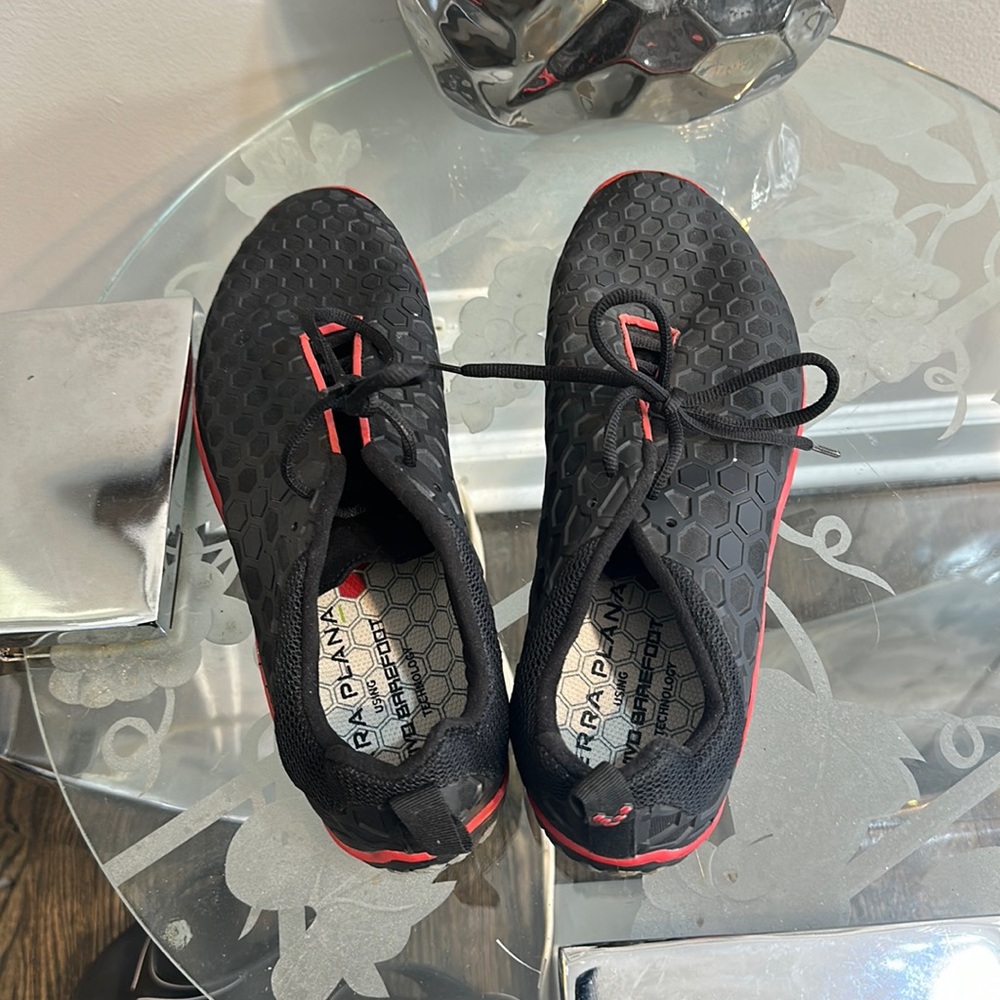 Vivobarefoot Terra Plana Minnimalist black, minimal, barefoot, running shoes